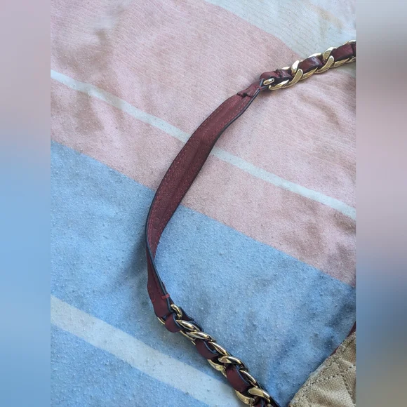 Juicy Couture Gold Metallic Erin Red Siren Shoulder Purse - Picture 4 of 10